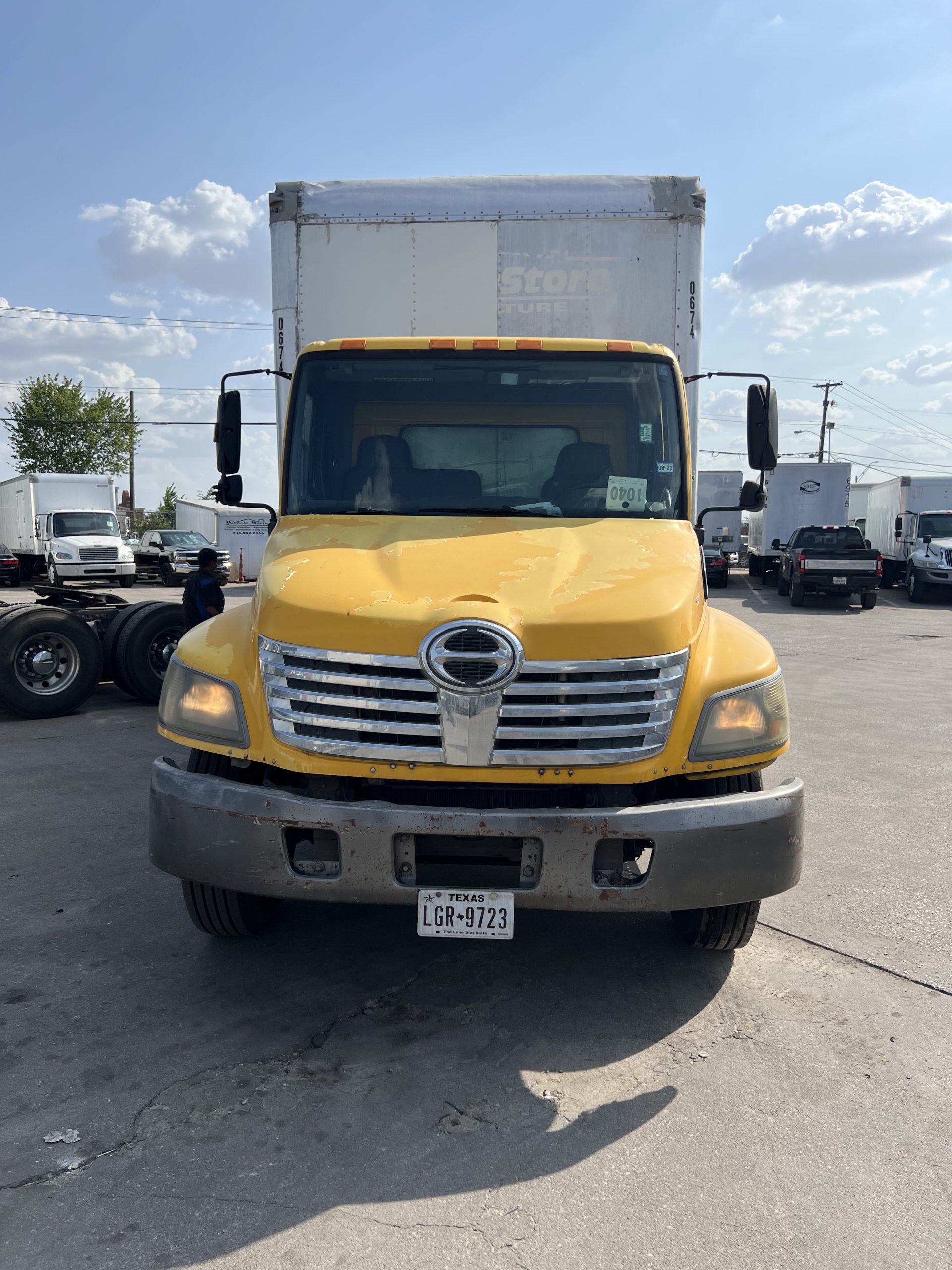The Great Transmission Debate: Allison vs. Eaton for Box Trucks
