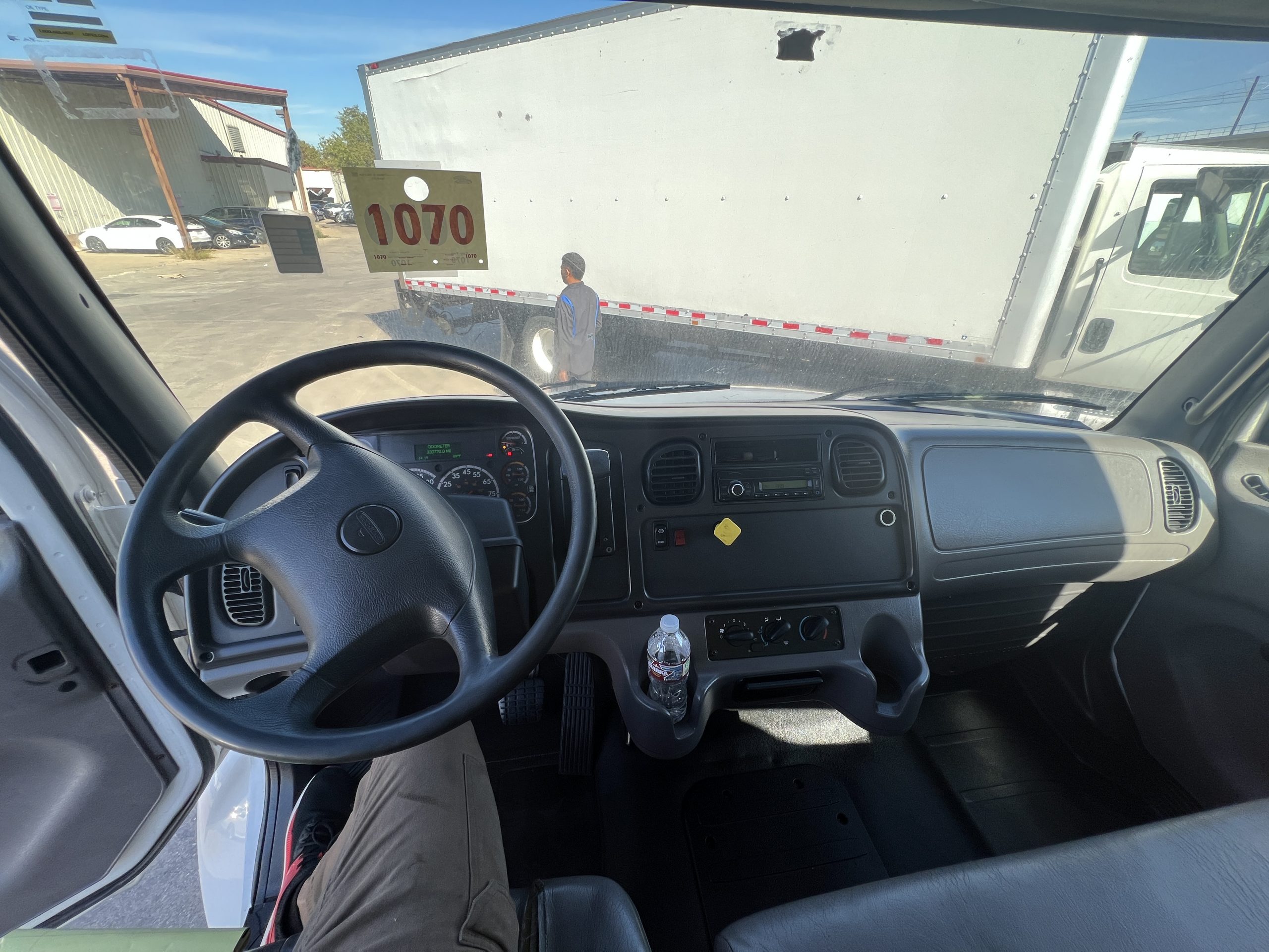 2017 FREIGHTLINER 26 Ft BOX TRUCK With Lift Gate(TAG 1070) RK Truck Sales